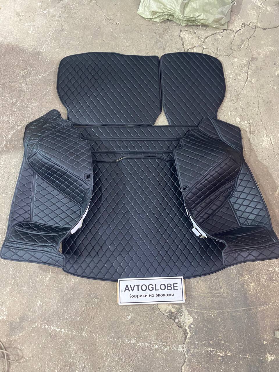 Автомобильные 3D коврики из экокожи для Ford