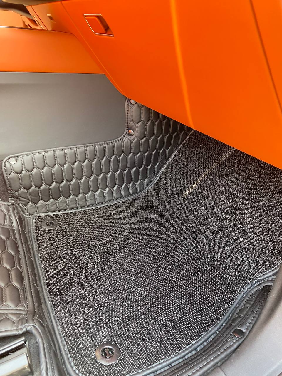 Автомобильные 3D коврики из экокожи для Li