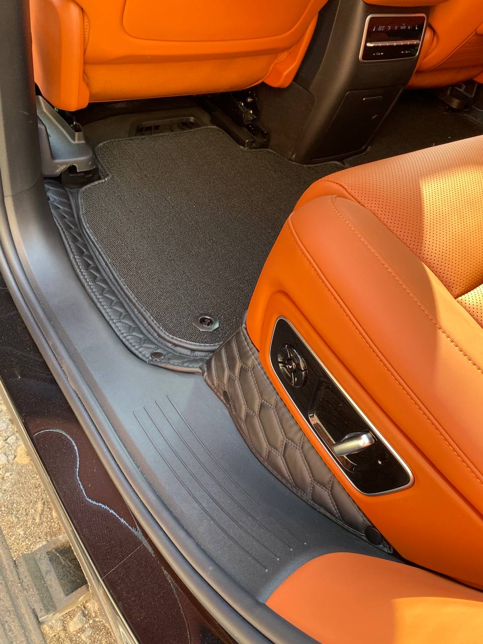 Автомобильные 3D коврики из экокожи для li