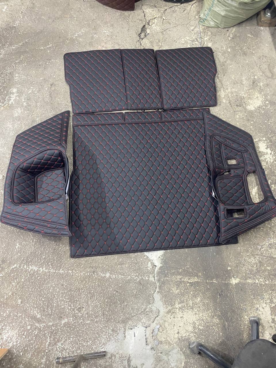 Автомобильные 3D коврики из экокожи для Range Rover sport