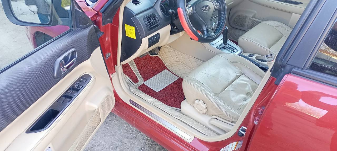 Автомобильные 3D коврики из экокожи для Subaru