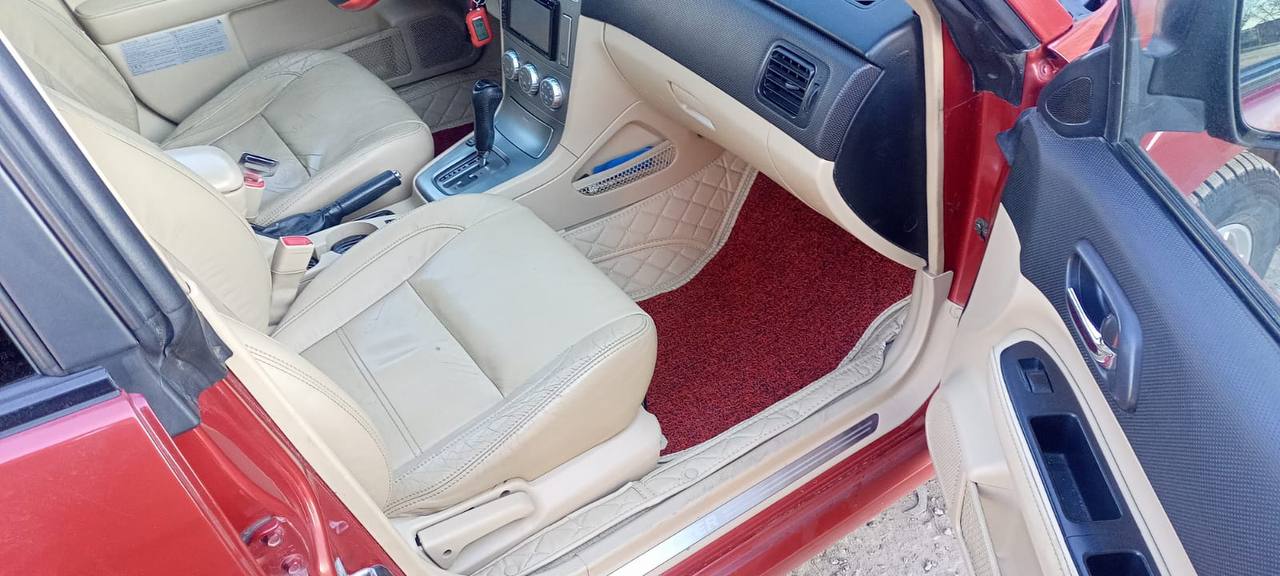 Автомобильные 3D коврики из экокожи для Subaru