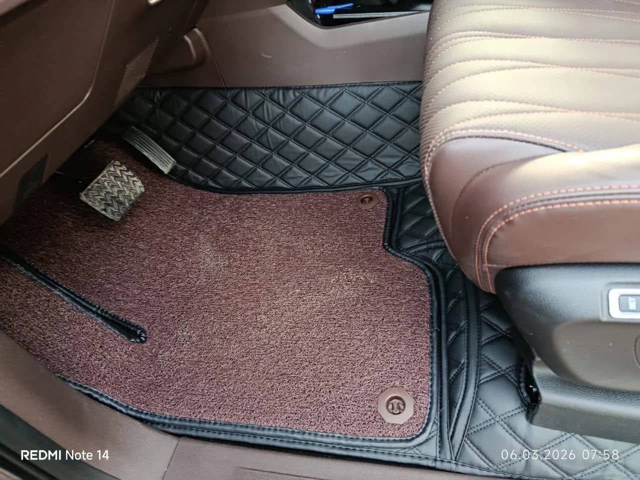 Автомобильные 3D коврики из экокожи для Foton