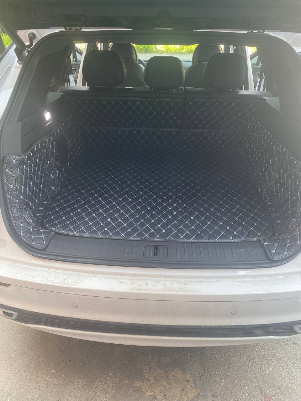 Автомобильные 3D коврики из экокожи для Jaecoo