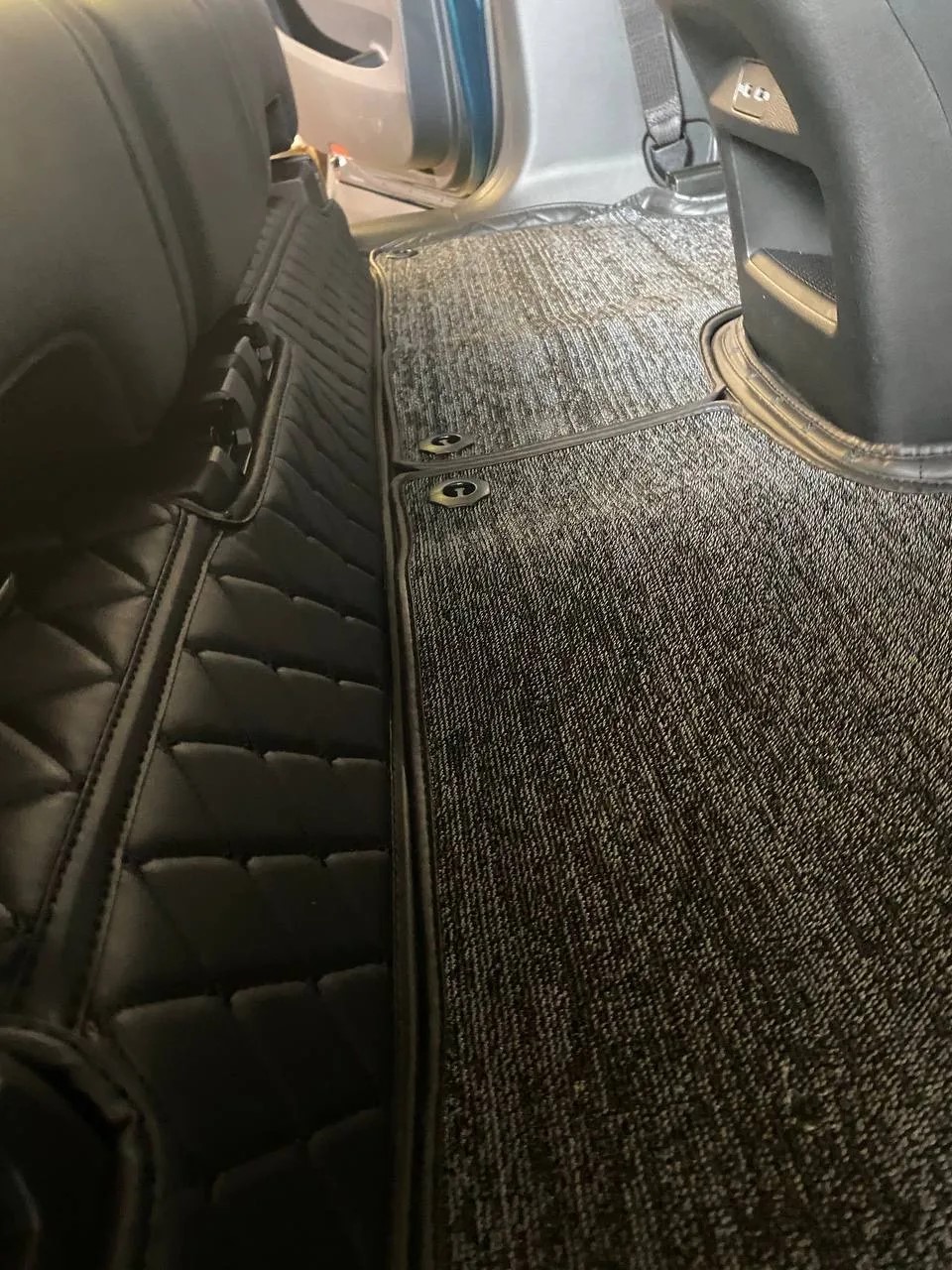 Автомобильные 3D коврики из экокожи для GAC