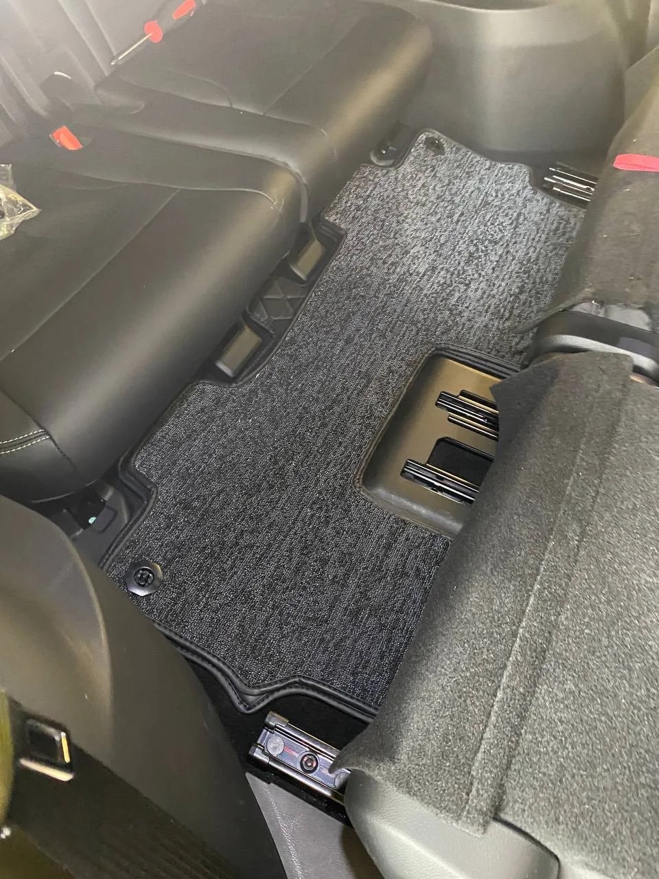 Автомобильные 3D коврики из экокожи для GAC